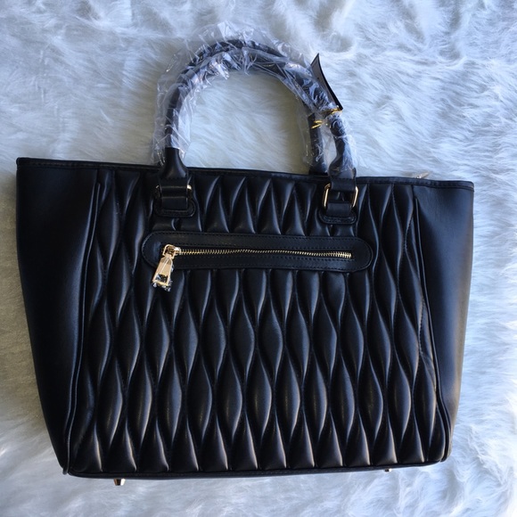 🌹👜💎bebe Diamanda Tote Black Quilted Mini Studs - Picture 7 of 8